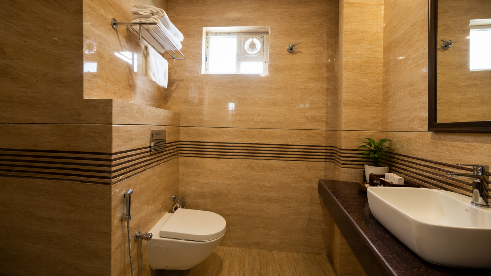 Executive Suite Image 4